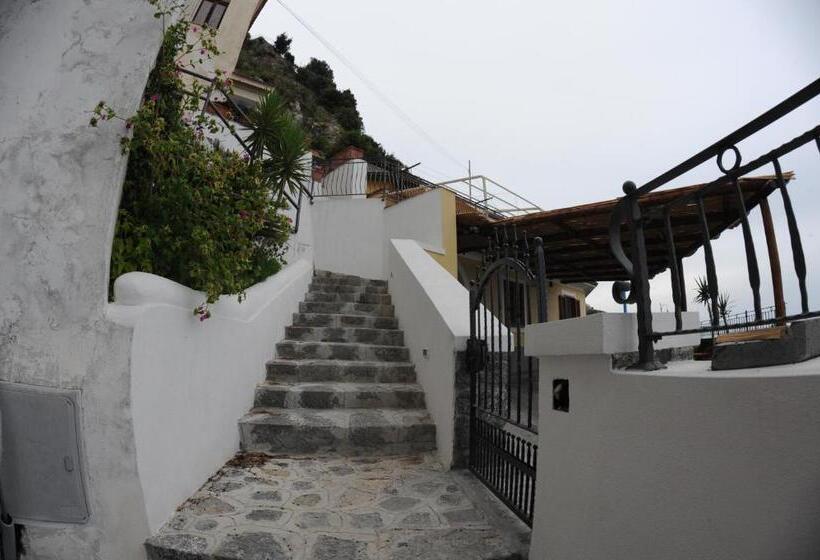 Bed and Breakfast La Mela Blu