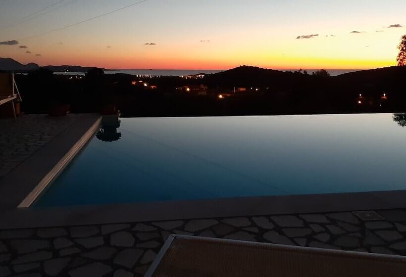 تختخواب و صبحانه Li Muntigeddi