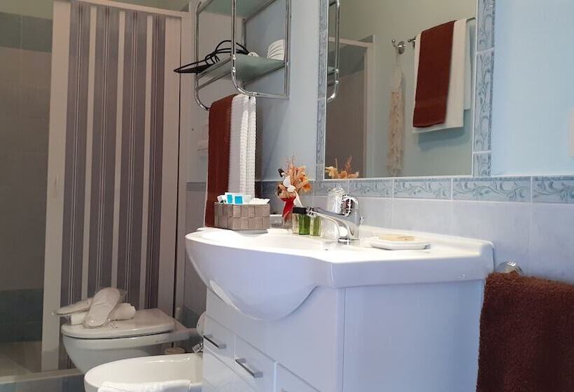 تختخواب و صبحانه Li Muntigeddi