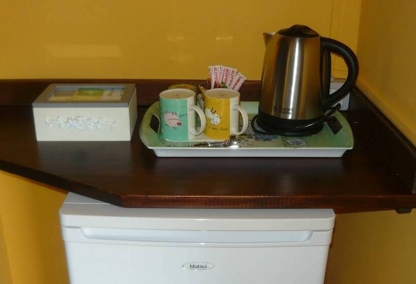 تختخواب و صبحانه Li Muntigeddi