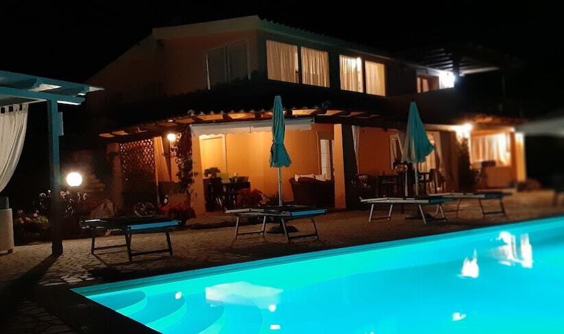 تختخواب و صبحانه Li Muntigeddi