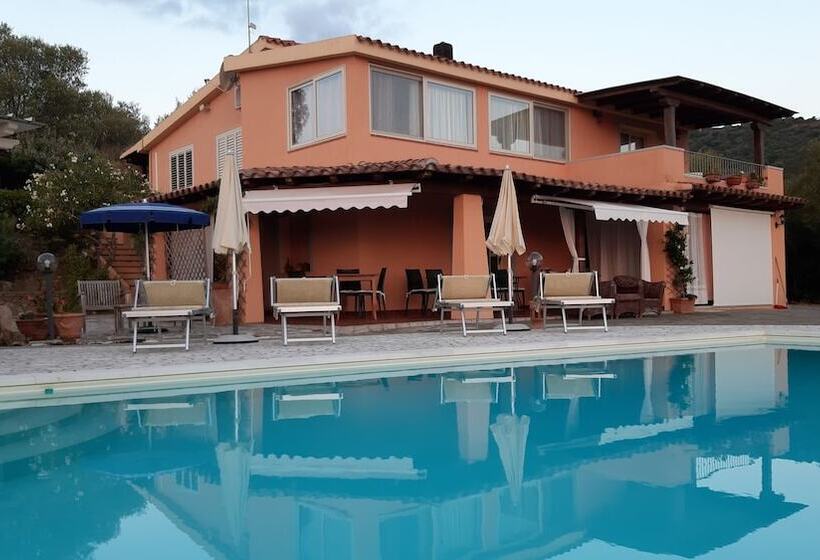 تختخواب و صبحانه Li Muntigeddi