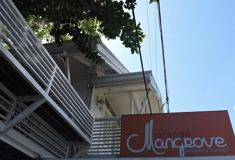 تختخواب و صبحانه Orange Mangrove Pension House
