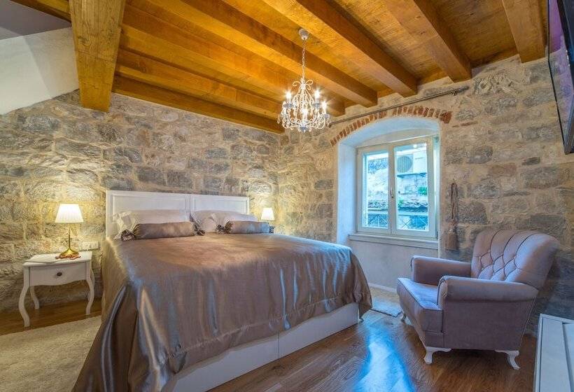 تختخواب و صبحانه Villa Split Heritage