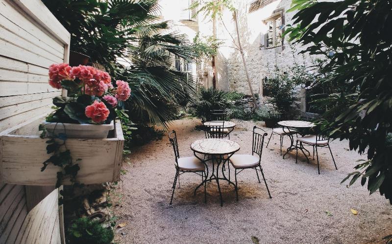 تختخواب و صبحانه Villa Split Heritage