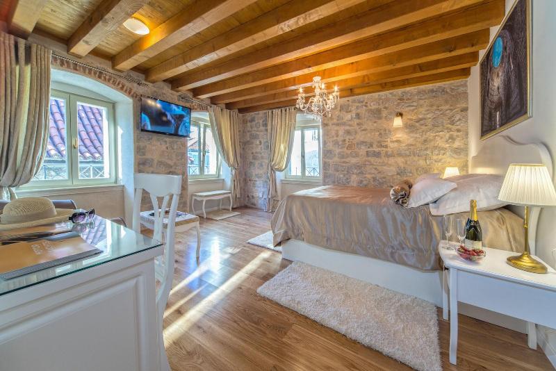 تختخواب و صبحانه Villa Split Heritage