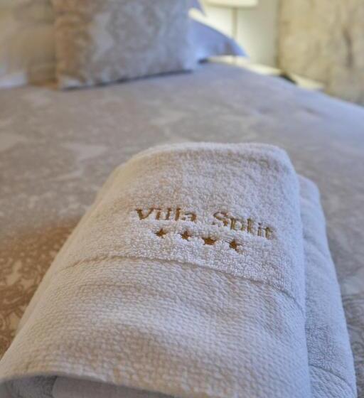 تختخواب و صبحانه Villa Split Heritage