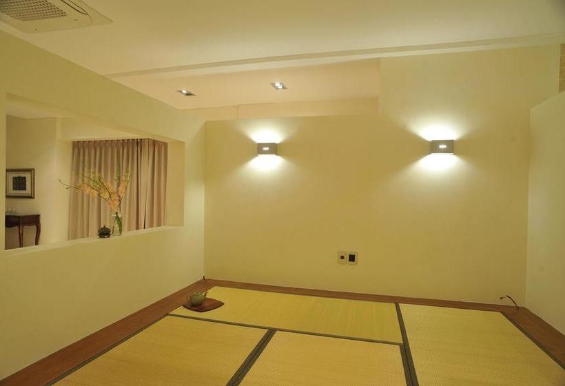 Club Inner Hotel & Resort