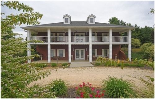 مبيت وإفطار Country Music Luxury Suites