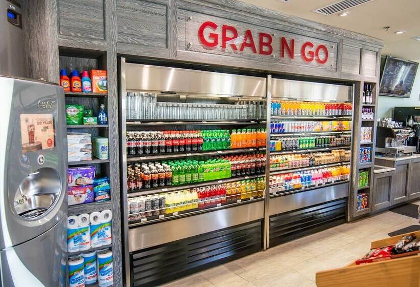 Encore Resort And Water Park At Reunion By Rentyl