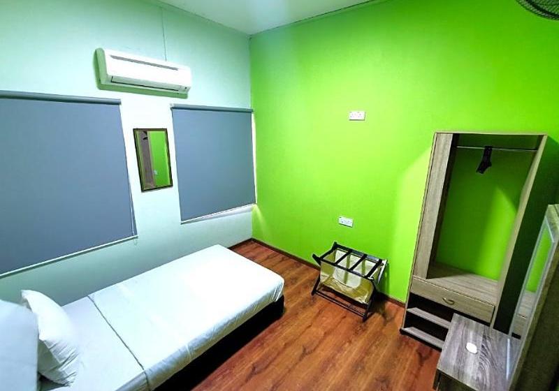 Fat Rhino Hostel
