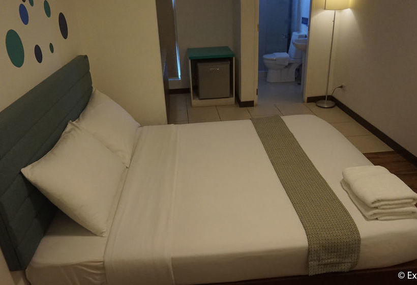 H Hotels   Metro North Uno