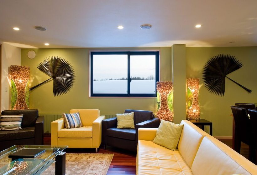 Holiday Niseko Cecuko