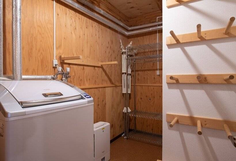 Holiday Niseko Midori