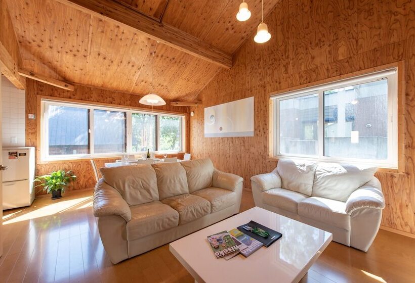 Holiday Niseko Midori