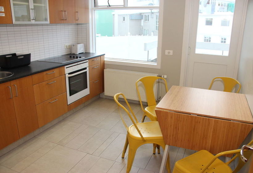 هتل Acco Guesthouse