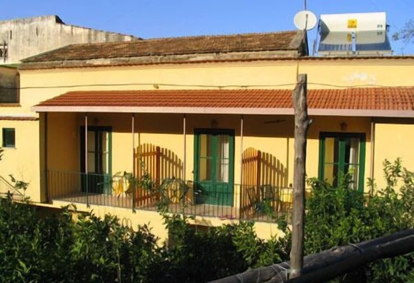 בית מלון כפרי Agriturismo La Lobra