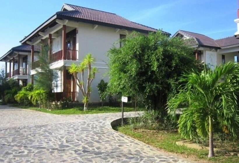 هتل Aniise Villa Resort