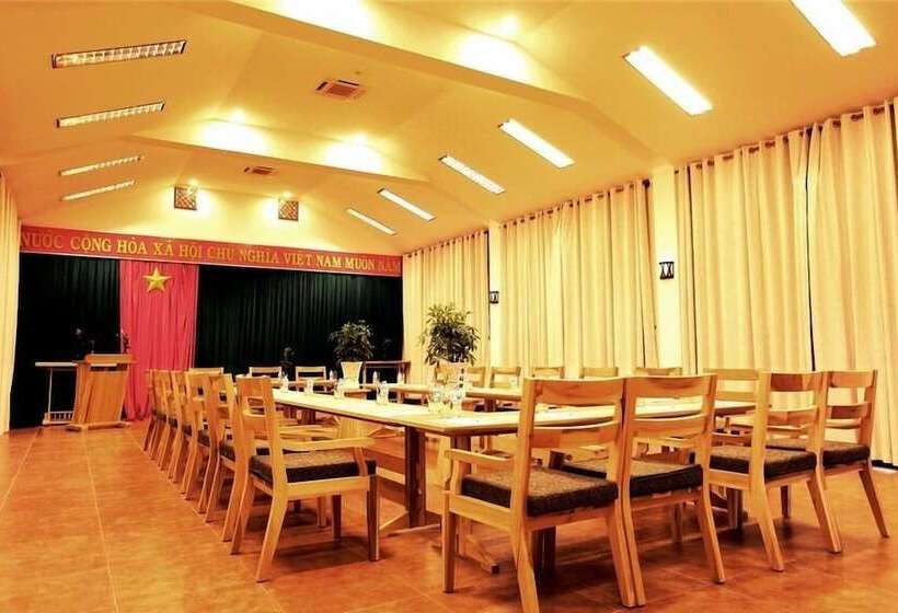 هتل Aniise Villa Resort