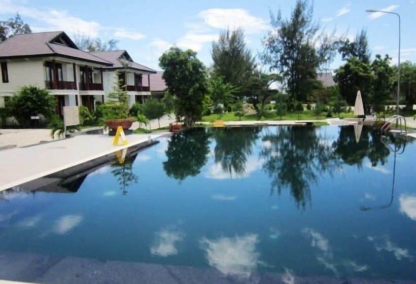 هتل Aniise Villa Resort