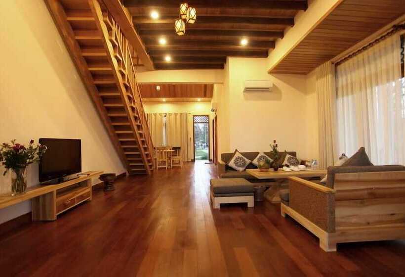 هتل Aniise Villa Resort