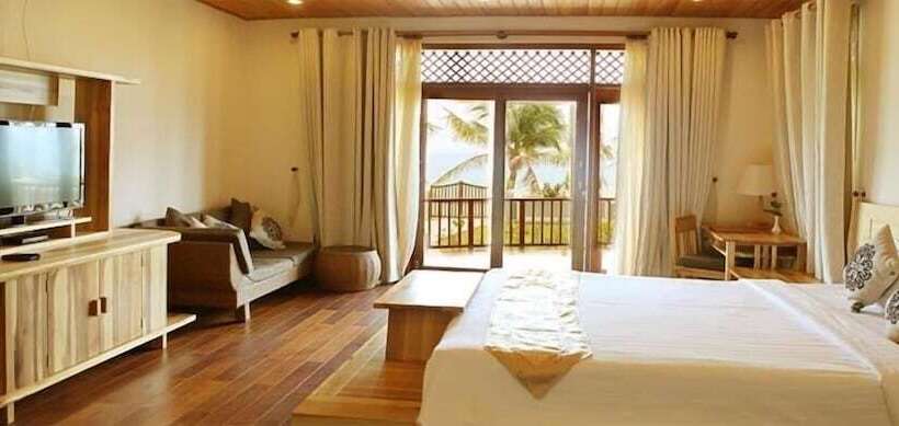 هتل Aniise Villa Resort