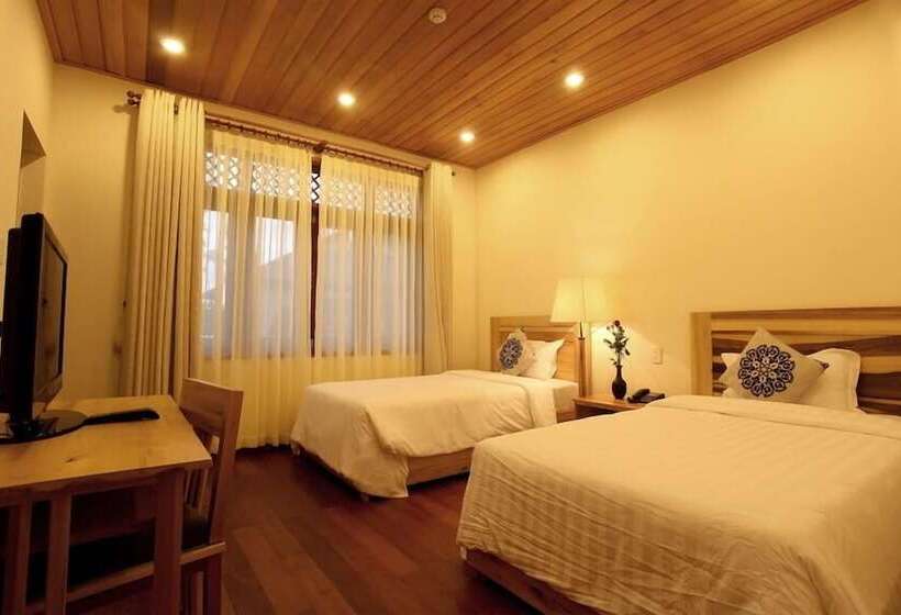 هتل Aniise Villa Resort