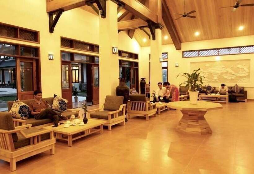 هتل Aniise Villa Resort