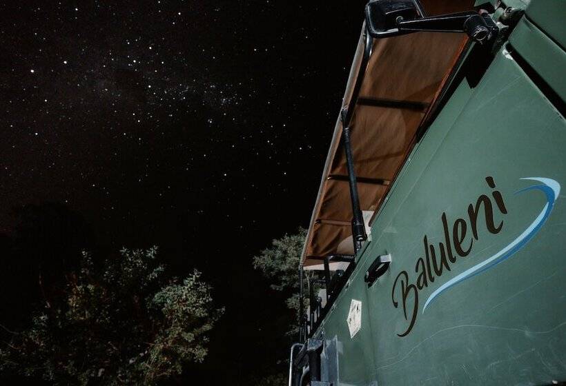 בית מלון כפרי Baluleni Safari Lodge