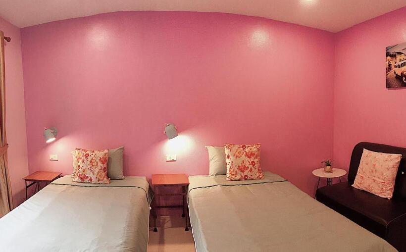 Отель Chor Chang House