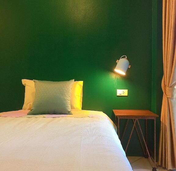 Отель Chor Chang House