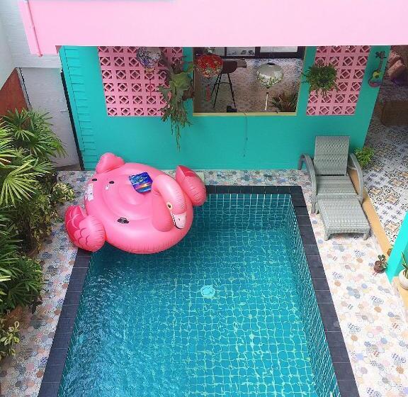 Отель Chor Chang House