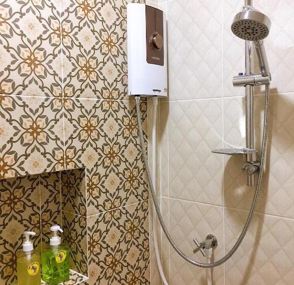 Отель Chor Chang House