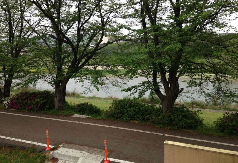 酒店 Dressy  Adults Only