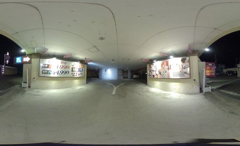 酒店 Dressy  Adults Only