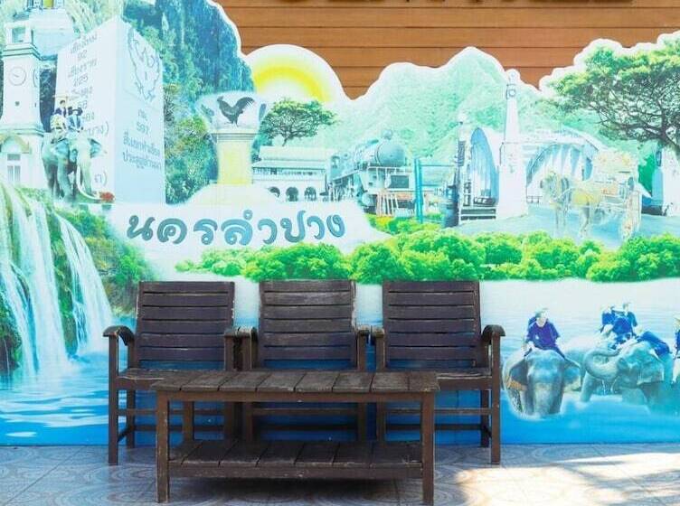 فندق Gemtree Boutique Lampang