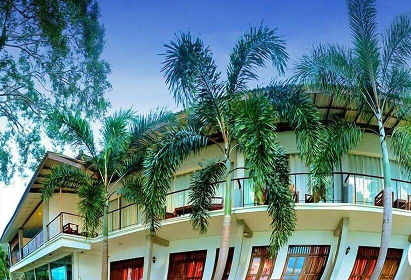 Отель Lake Wind