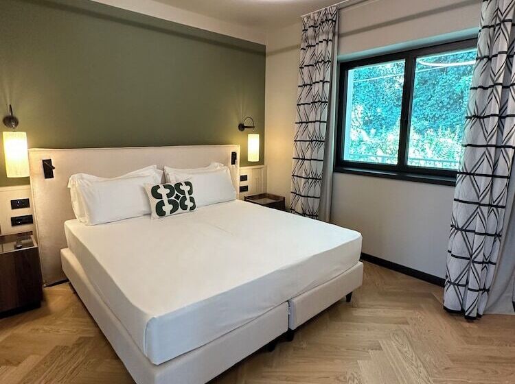 فندق Maximilian Suites