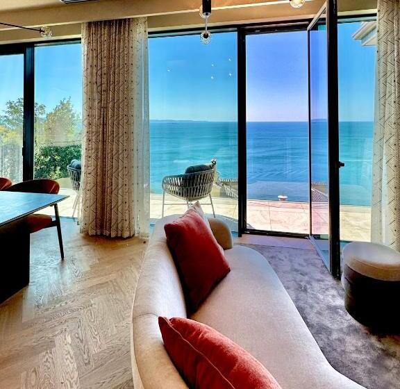 فندق Maximilian Suites