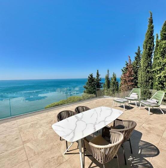 فندق Maximilian Suites