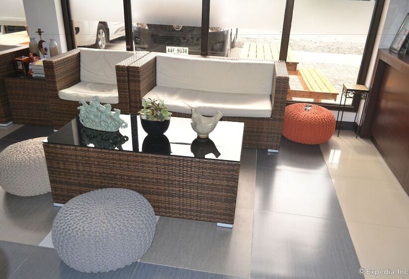 בית מלון כפרי Pearl Suites