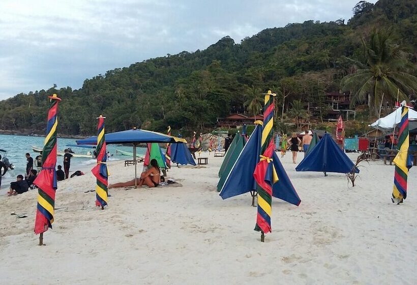 فندق Perhentian Tropicana Inn
