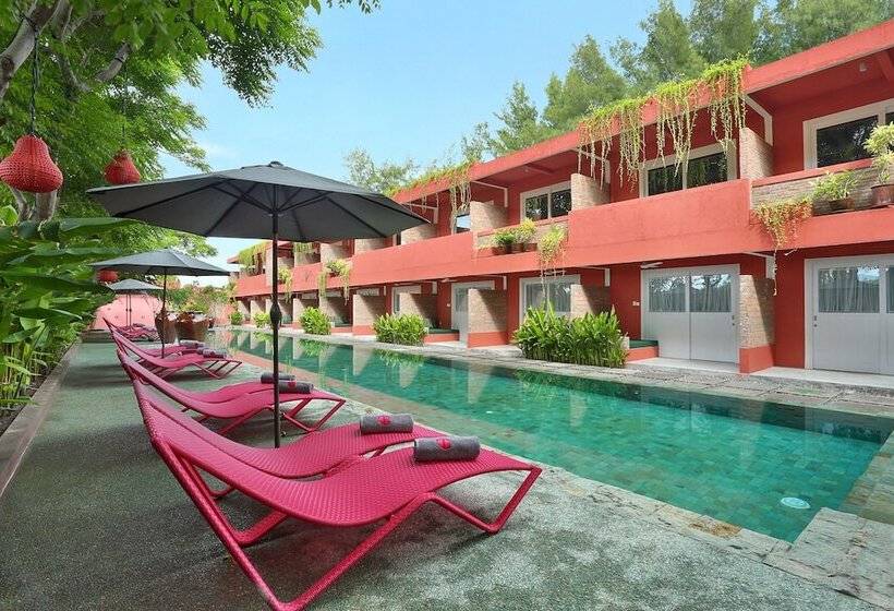 هتل Pinkcoco Gili Trawangan   Constant Surprises   For Cool Adults Only