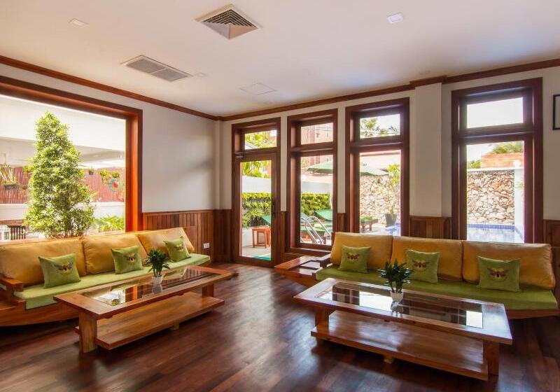 ホテル Víd Angkor Boutique