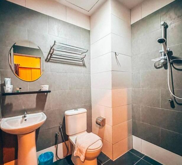 Отель Royal Agate Beach Resort