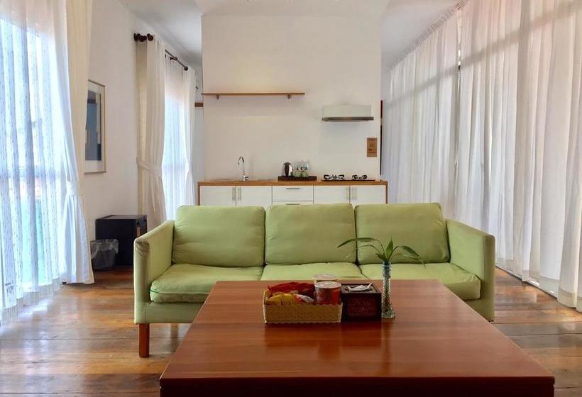 בית מלון כפרי Secret Villa