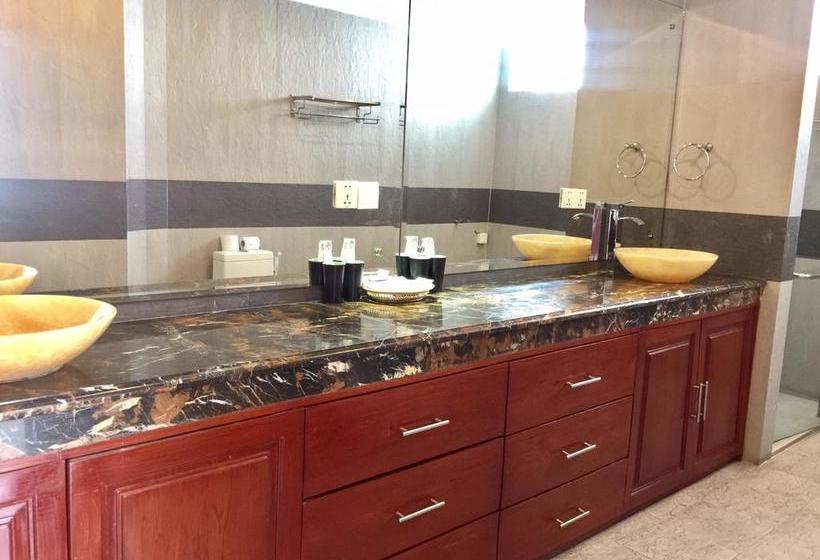 בית מלון כפרי Secret Villa