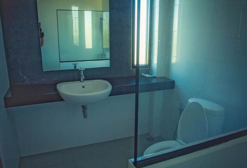 בית מלון כפרי The Infinite Resort Nakhon Sawan