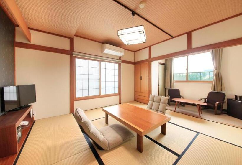 בית מלון כפרי Togariishi