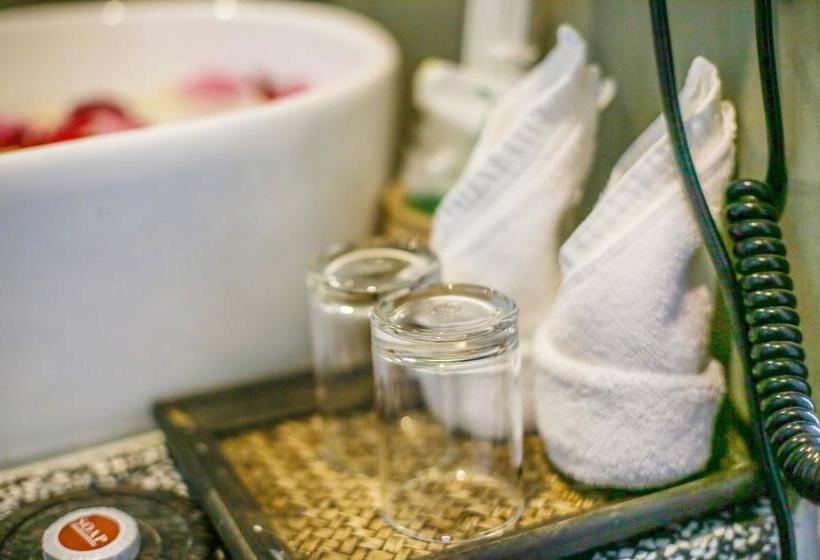 ホテル Savoie Angkor Boutique